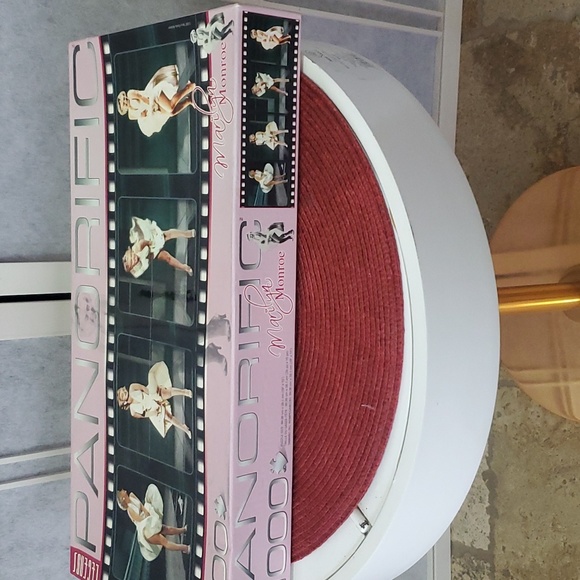 New Marilyn Monroe Legends Puzzle by Panorific - Picture 3 of 8